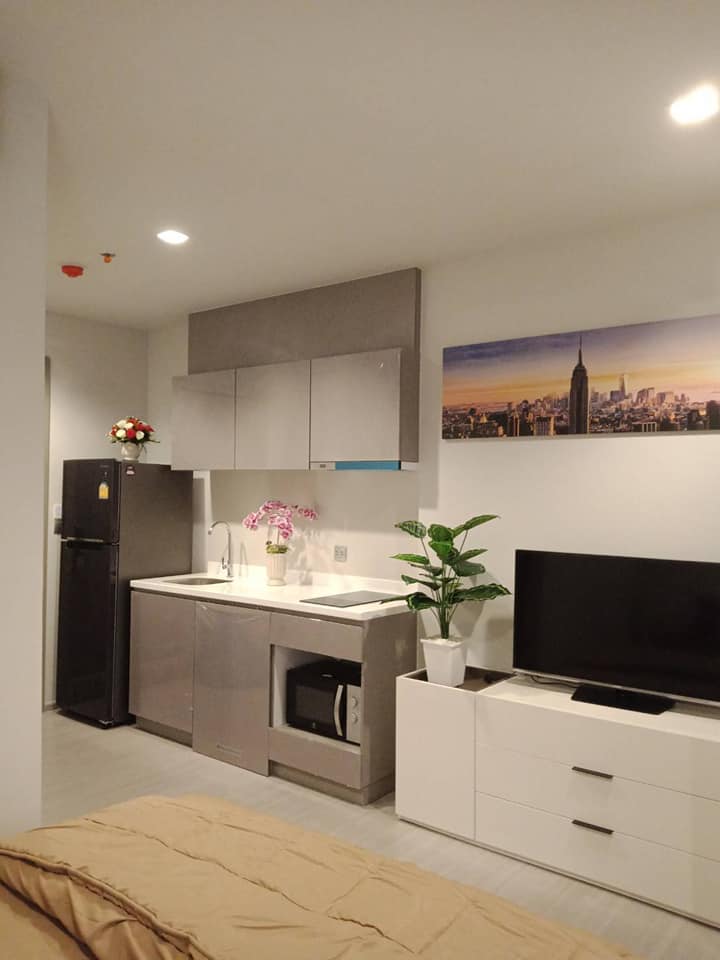 ไลฟ์ อโศก พระราม 9 (Condo Life Asoke - Rama 9)