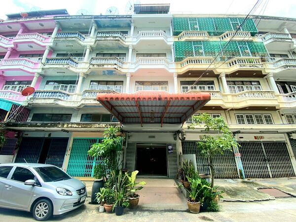 อาคารพาณิชย์ จอมทอง 14