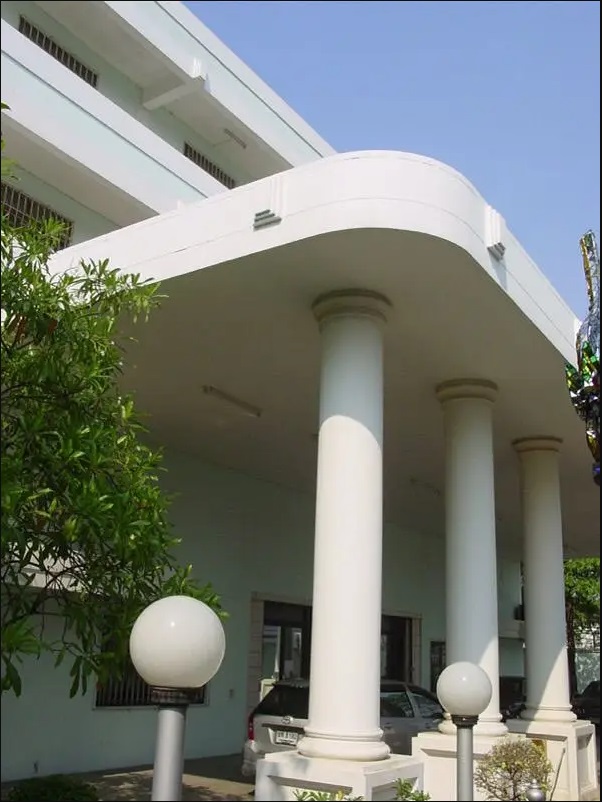 สำนักงาน โกดังถนนเลียบคลองภาษีเจริญ สภาพสวยตบแต่งอย่างดี