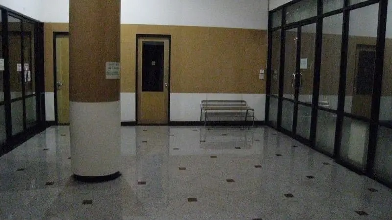 สำนักงาน โกดังถนนเลียบคลองภาษีเจริญ สภาพสวยตบแต่งอย่างดี