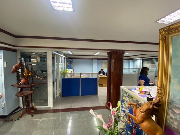 ขายอาคารพาณิชย์ 2 คูหา 5 ชั้น  ติดถนนเศรษฐกิจ ทำเลดี อำเภอเมืองสมุทรสาคร จังหวัดสมุทรสาคร