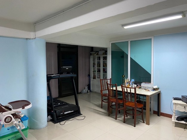 ขายอาคารพาณิชย์ 2 คูหา 5 ชั้น  ติดถนนเศรษฐกิจ ทำเลดี อำเภอเมืองสมุทรสาคร จังหวัดสมุทรสาคร