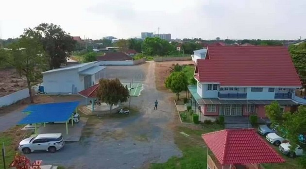 ขายบ้านพร้อมที่ 5 ไร่ 192 ตรว. ลำลูกกาคลอง 1 ใกล้สนามกอล์ฟธูปะเตมีย์ ราคาพิเศษ