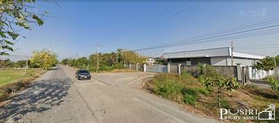 ที่ดิน 3ไร่ มาพร้อมโกดัง ต่อเติมได้อีกแถมประหยัดเวลา ในการถมดิน พื้นที่ แวดล้อมบรรยากาศดี ให้ความรู้สึกปลอดภัยเป็นส่วนตัว และเดินทางง่าย - ขายโกดังฉะเชิงเทรา - KK2495S