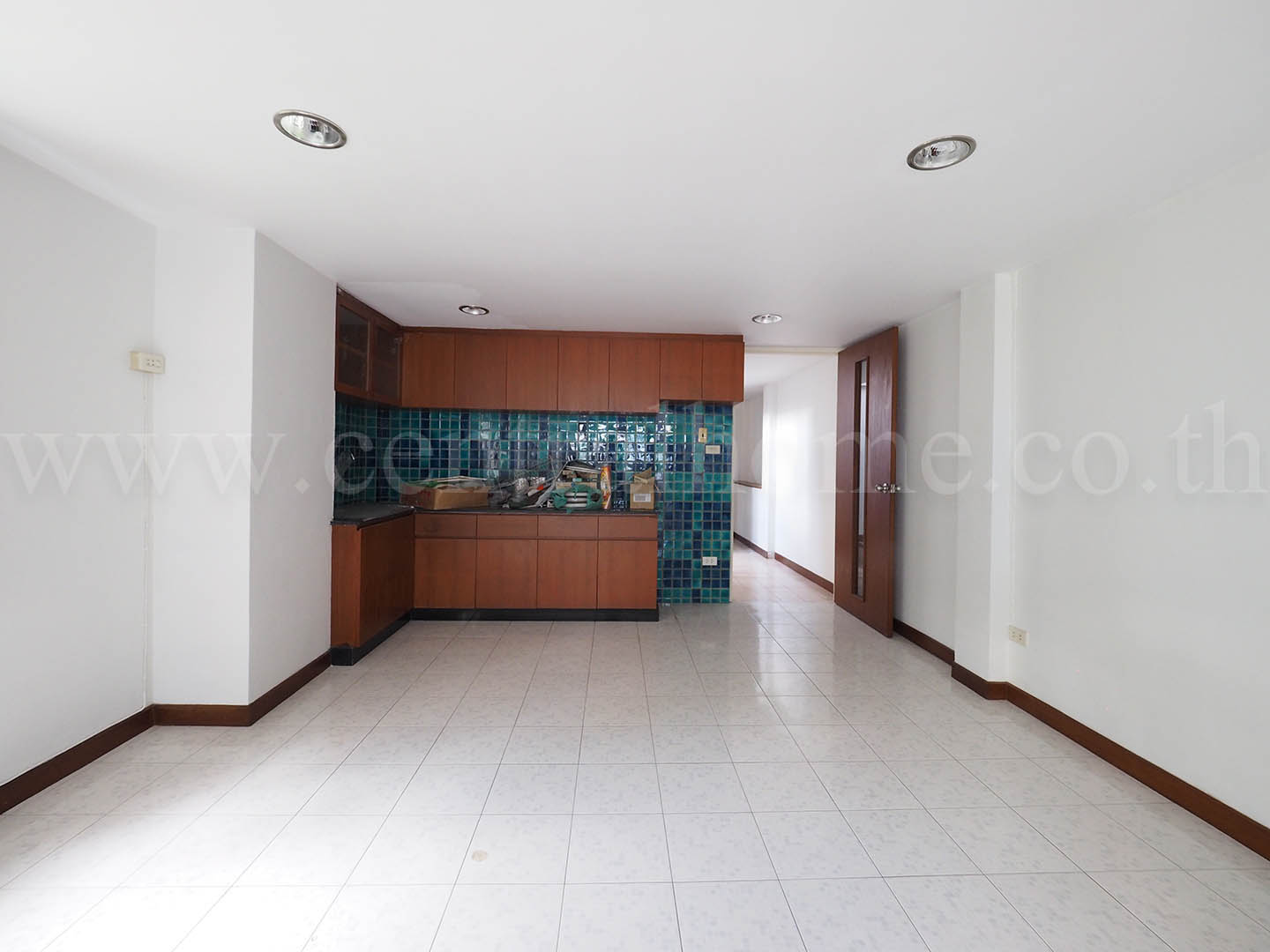 อาคารพาณิชย์ หลังริม พรานนก ซอย 7