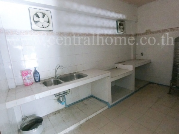 อาคารพาณิชย์ 3 ชั้น เพชรเกษม 33 ใกล้ MRT ภาษีเจริญ