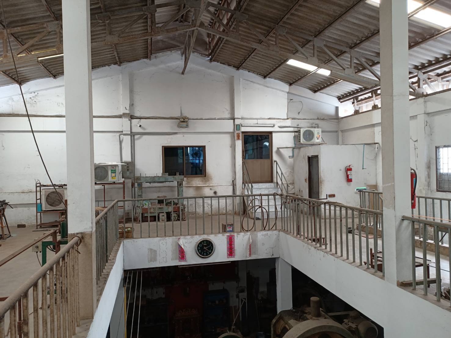 ขายโรงงาน พร้อมที่ดิน ถนนประชาอุทิศ33 สุขสวัสดิ์ 200 ตารางวา