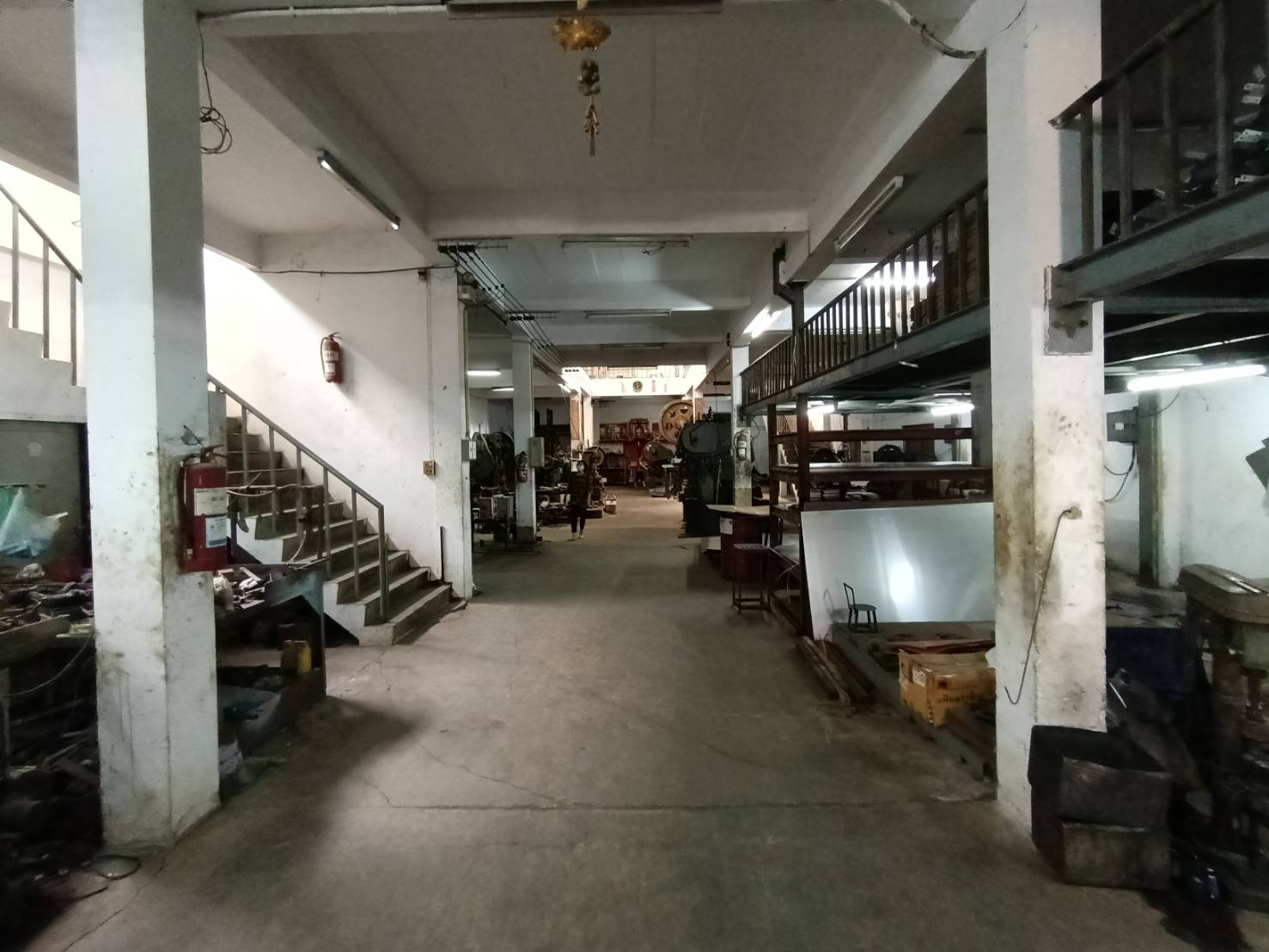 ขายโรงงาน พร้อมที่ดิน ถนนประชาอุทิศ33 สุขสวัสดิ์ 200 ตารางวา