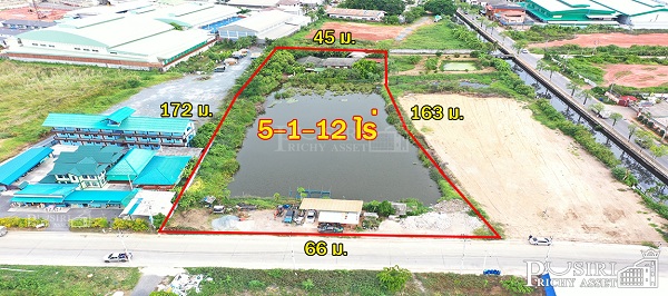 สร้างโรงงานได้หลากหลาย 3,500 ตร.ม. บนที่สีชมพู 5 ไร่เศษ หน้ากว้างๆ 66 ม. ติดถนนคอนกรีต 10 ม. มั่นใจ เทรลเลอร์เข้า - ออกสะดวก เพียง 5 นาที ถนนเอกชัยเเละพระราม 2 KK5100S