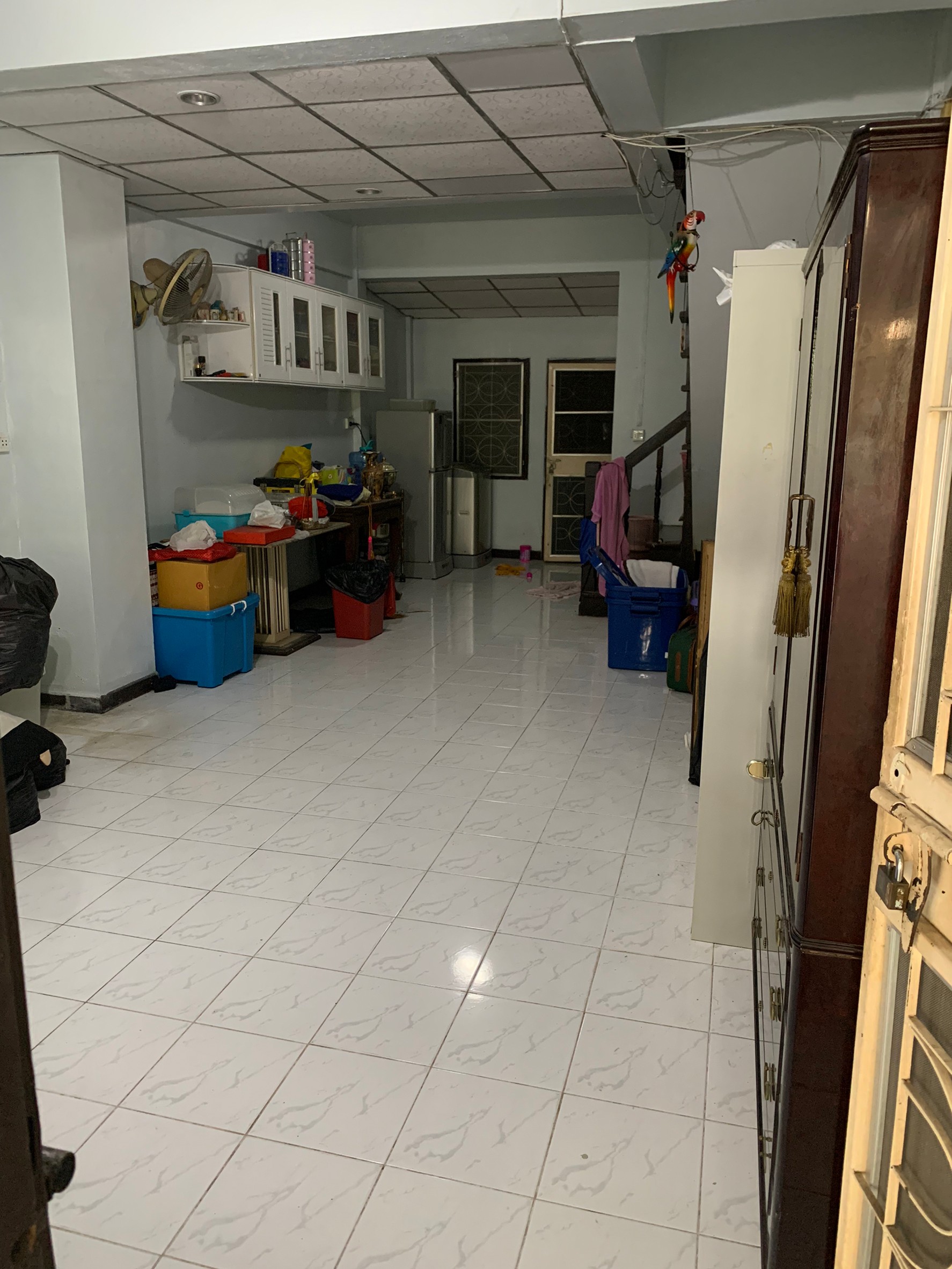 ขายบ้านทาวน์เฮ้าส์ หมู่บ้านธนากร2 ใกล้รถไฟฟ้า ใกล้ทางด่วน 29 ตร.ว 