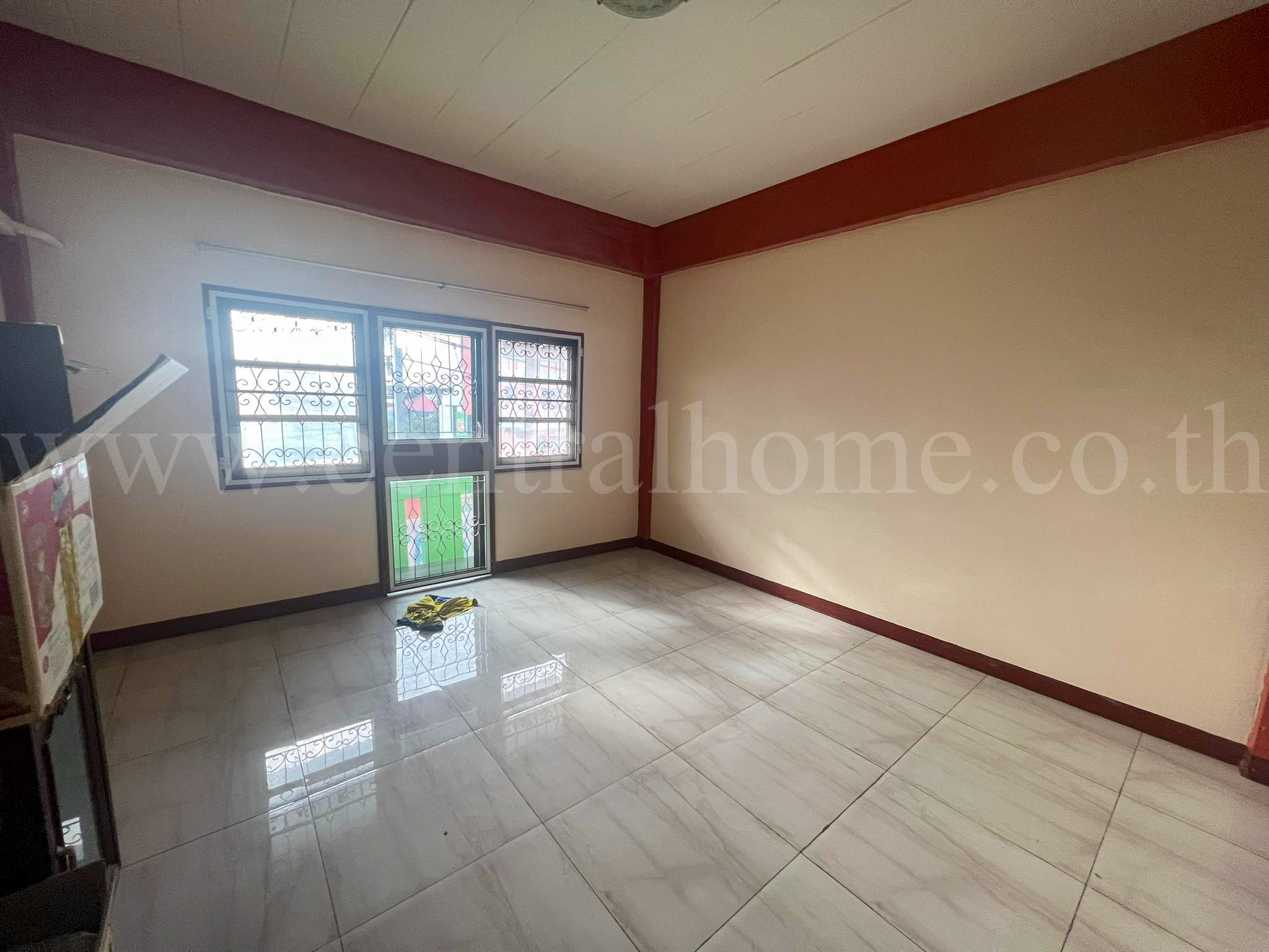 อาคารพาณิชย์ ติดถนน ท่าอิฐ ทำเลดี ค้าขายได้