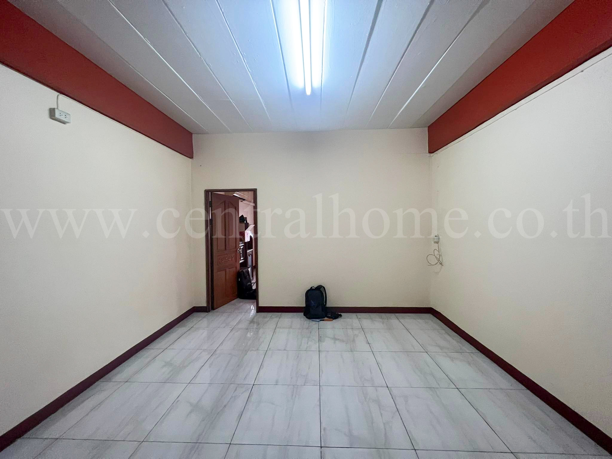 อาคารพาณิชย์ ติดถนน ท่าอิฐ ทำเลดี ค้าขายได้