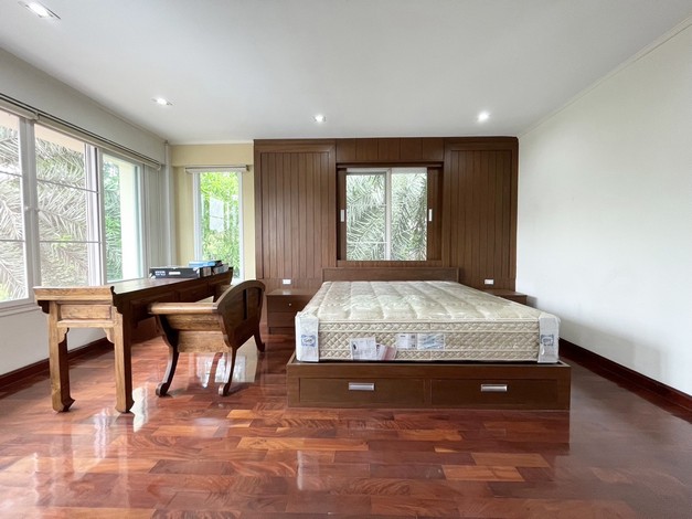 ขายบ้านเดี่ยวหมู่บ้านธารารมณ์ รามคำแหง150   สภาพมือ1 เกรดA  ในราคามือ 2