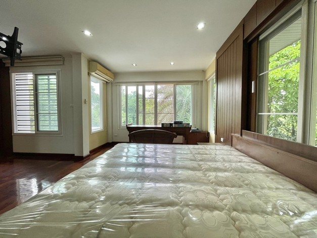 ขายบ้านเดี่ยวหมู่บ้านธารารมณ์ รามคำแหง150   สภาพมือ1 เกรดA  ในราคามือ 2