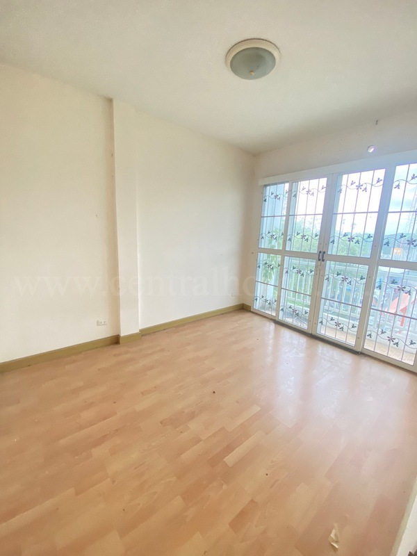 บ้านสิรภัทร 2 รัตนาธิเบศร์ - ไทรม้า รีโนเวทใหม่ทั้งหลัง
