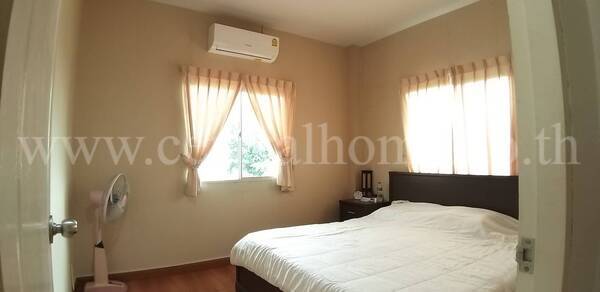 หมู่บ้านเพทาย เพลส พหลโยธิน-ลำลูกกา หลังริม
