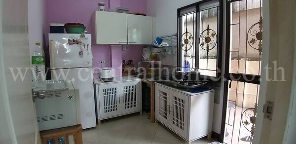 หมู่บ้านเพทาย เพลส พหลโยธิน-ลำลูกกา หลังริม