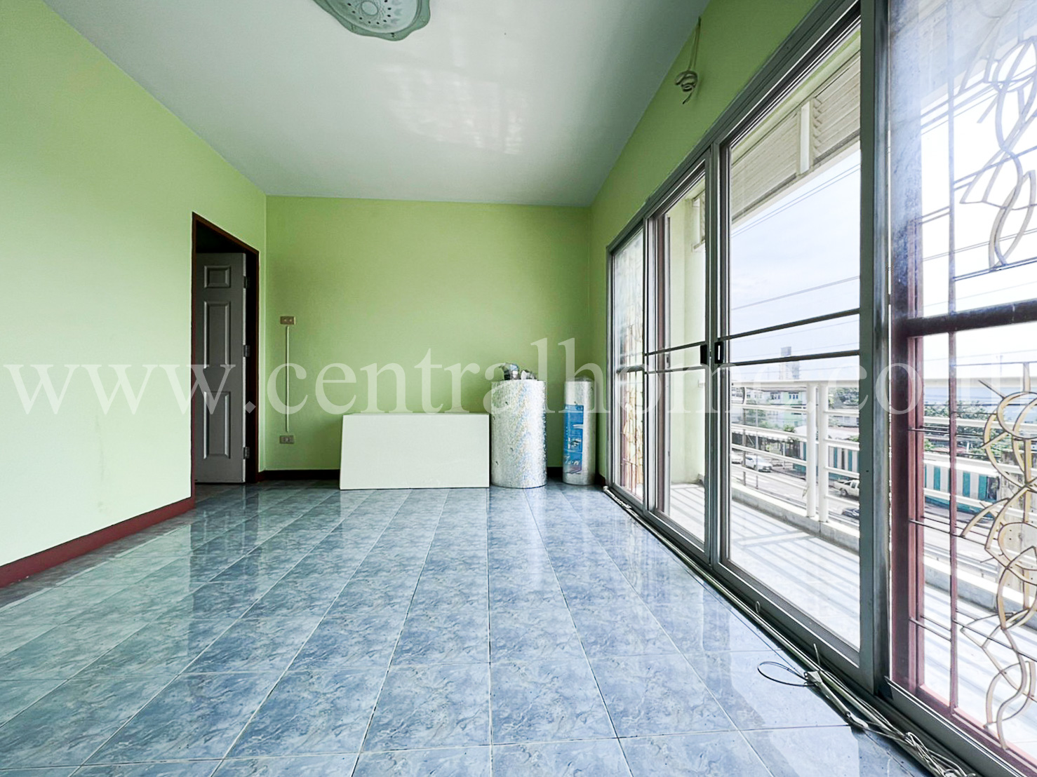 อาคารพาณิชย์ เลี่ยงเมืองนนทบุรี ติดถนน