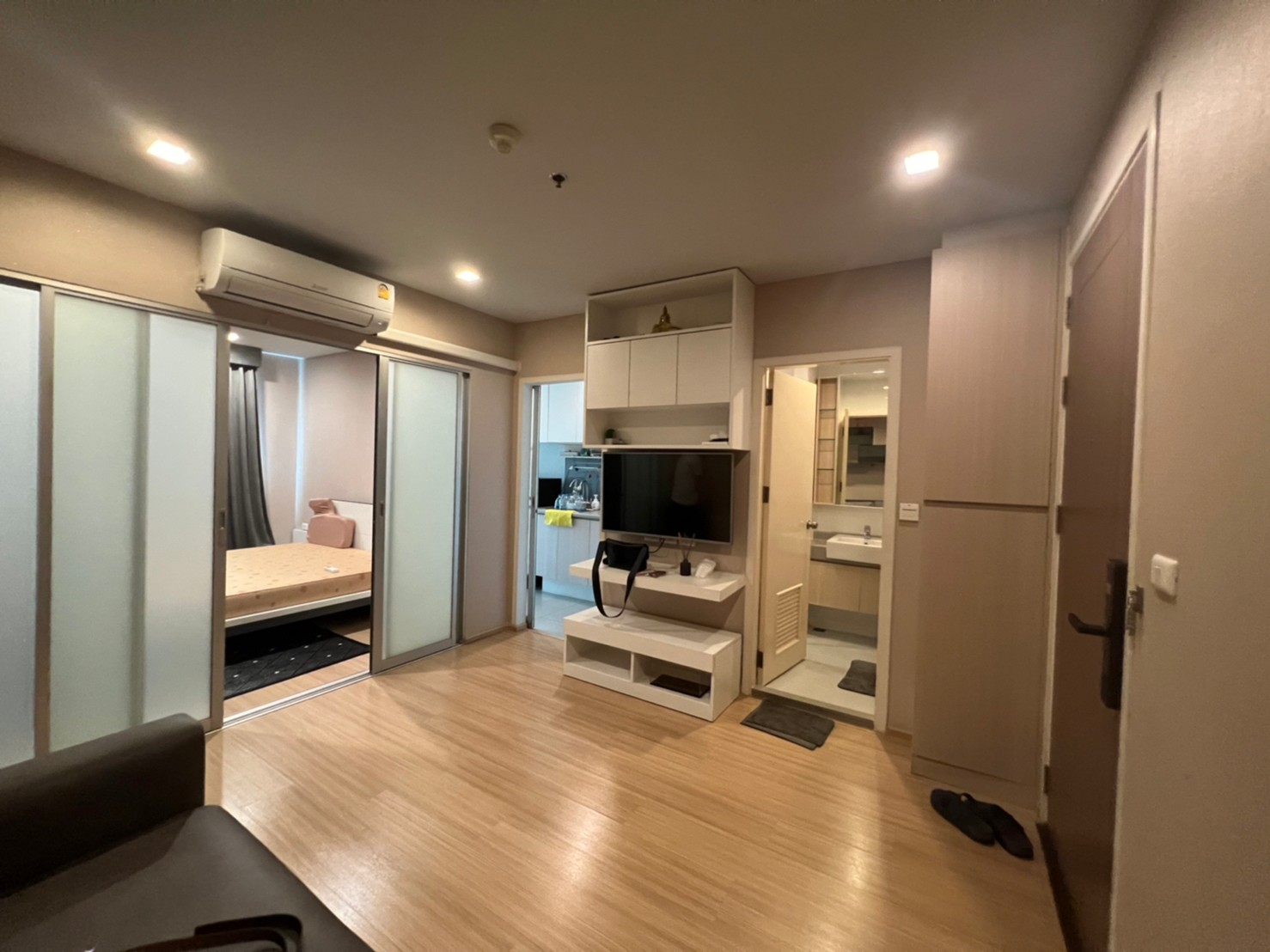 ให้เช่า คาซ่า คอนโด รัชดา-ราชพฤกษ์  Casa Condo Ratchada - Ratchaphruek