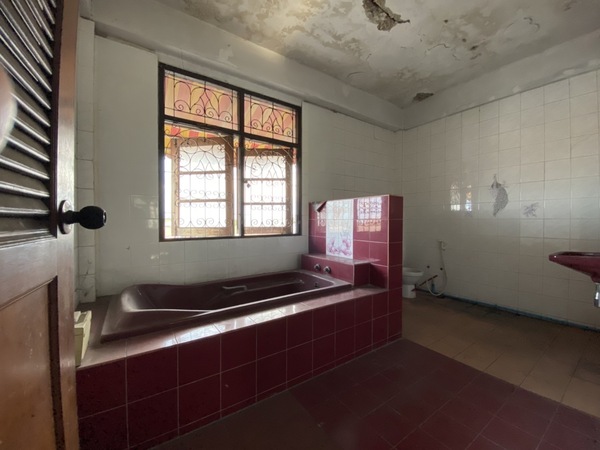 อาคารพาณิชย์ ติดถนน กาญจนาภิเษก