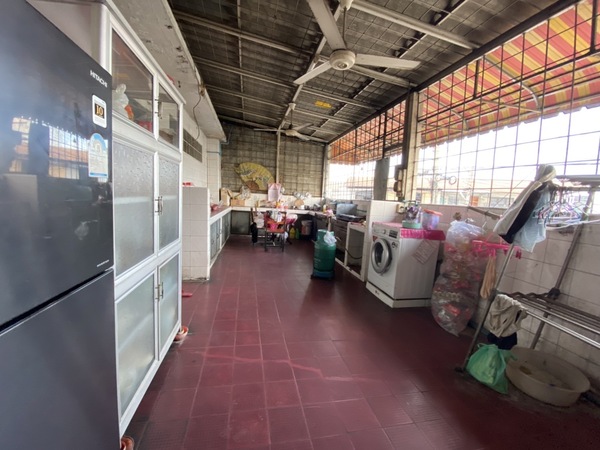 อาคารพาณิชย์ ติดถนน กาญจนาภิเษก