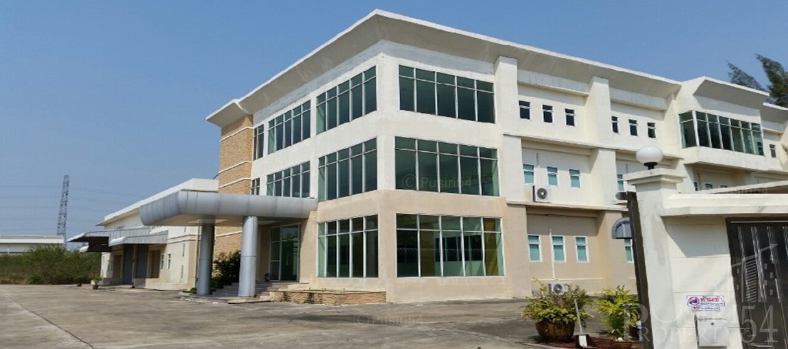 ที่ดินอุตสาหกรรม สีม่วงแท้ 100 % พร้อมคลังสินค้าและสำนักงาน บนที่ดิน 13 ไร่เศษ ใกล้ถนนเศรษฐกิจไม่ถึง 1 กิโล ถนนกว้างตลอดทาง  KK1712S