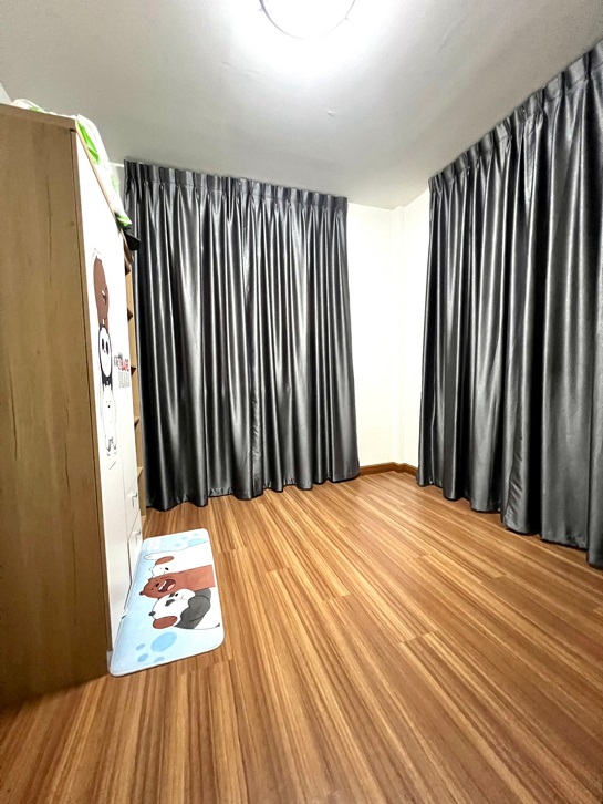 ขายบ้านพร้อมเฟอร์ ต่อเติมหน้าบ้าน-หลังบ้านครบ ของแถม 13 รายการ