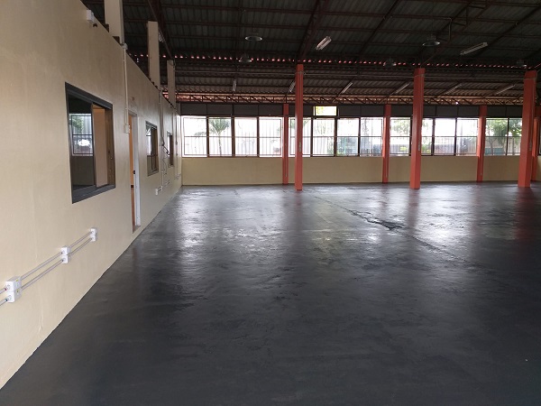 ให้เช่าโกดัง ติดถนนหทัยราษฎร์ ย่านคลองสามวา  พื้นที่ 1 - 0 - 25 ไร่ ใช้สอย   630   ตารางเมตร เหมาะสำหรับทำโกดังหรือโชว์รูม มี 4  ห้อง 5 ห้องน้ำ