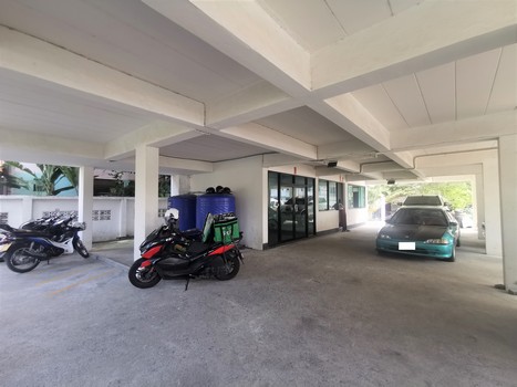 ขาย อพาร์ทเม้นท์ 3 ชั้น ซอยโชคชัย 4 ซอย 54 แยก 23 ( มีผู้เช่าเต็มทุกห้อง ) พื้นที่ 101 ตรว. มีที่จอดรถใต้ตึก ทำเลดี แหล่งธุรกิจการค้า 