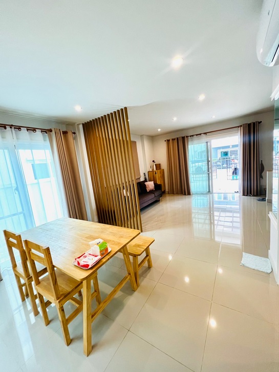 ขายบ้านสวย สไตล์มินิมอล พร้อมเฟอร์ ต่อเติมหน้าบ้านแล้ว ของแถม 13 รายการ