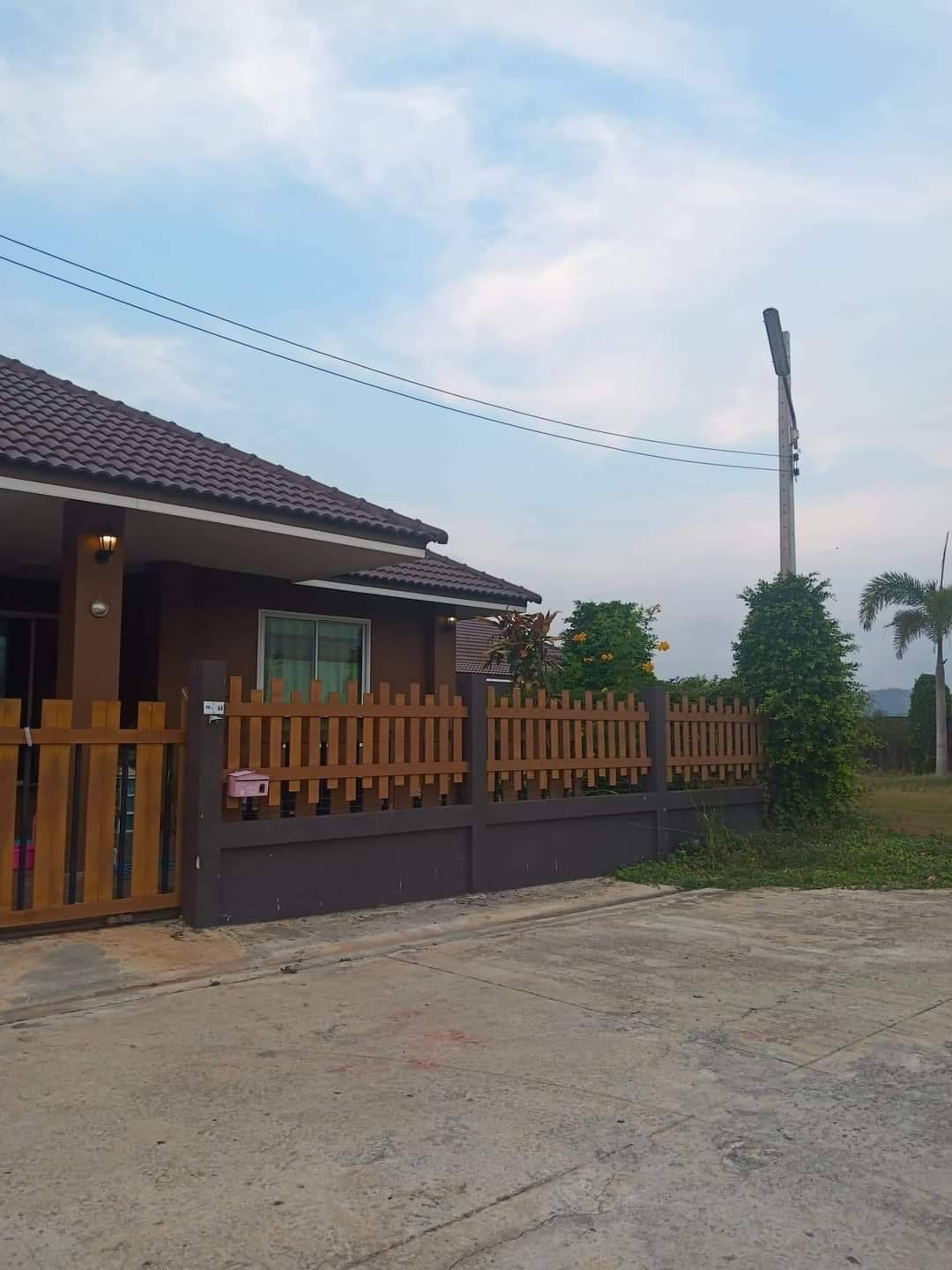 ขายด่วน บ้านเดี่ยว บรรยากาศสบาย ทำเลดี อำเภอปราณบุรี ประจวบคีรีขันธ์