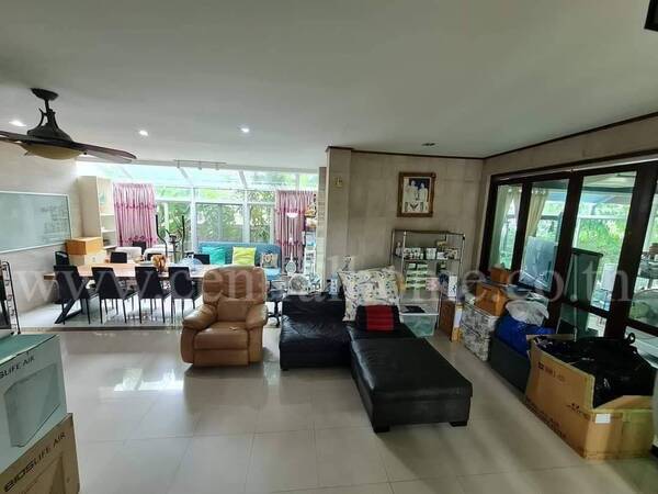 บ้านเดี่ยว บางนา - ตราด ซอย 8 สไตล์ รีสอร์ท