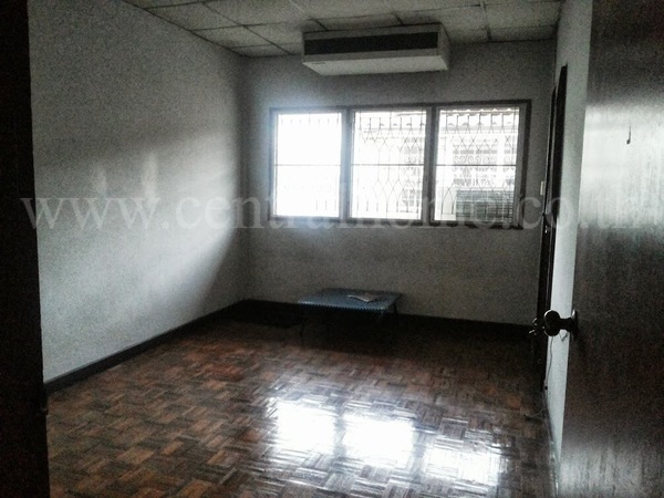 ทาวน์เฮ้าส์ หมู่บ้าน สราสินีวิลล์ พหลโยธิน 62