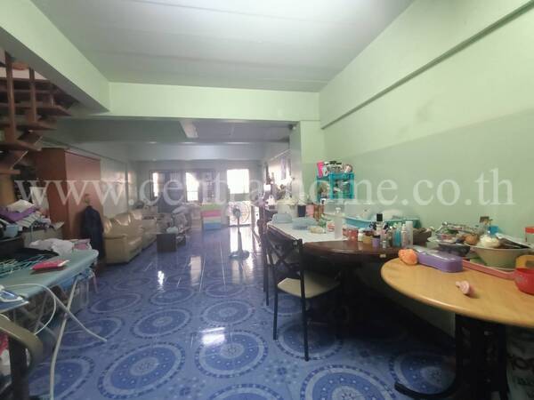 ทาวน์เฮ้าส์ หมู่บ้าน สราสินีวิลล์ พหลโยธิน 62