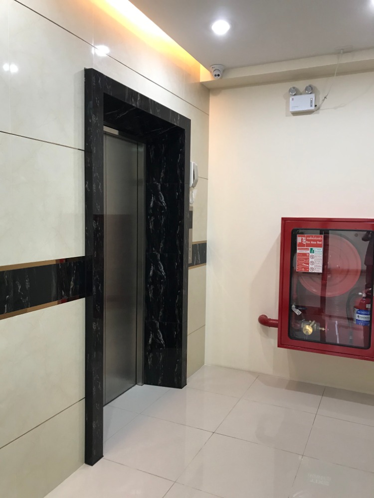 ให้เช่าออฟฟิศพระราม 3 เจริญราษฎร์ 8  ใกล้ทางด่วน รถไฟฟ้าสุรศักดิ์ ราคาถูก รปภ.24 ชม.