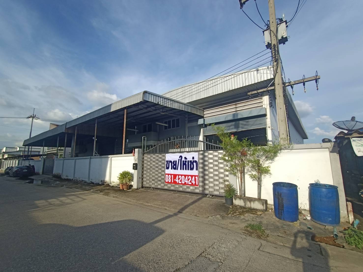 ขาย / ให้เช่า โรงงาน โกดัง พร้อมออฟฟิศ 2 ชั้น ซอยคุ้มเจริญสุข บางน้ำจืด สมุทรสาคร