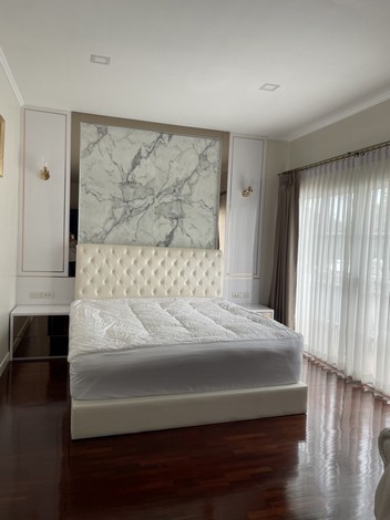 ขายบ้านเดี่ยวหมู่บ้าน Parkway Chalet รีโนเวทใหม่ ทำเลทอง  พร้อมอยู่ เขตมีนบุรี กรุงเทพ