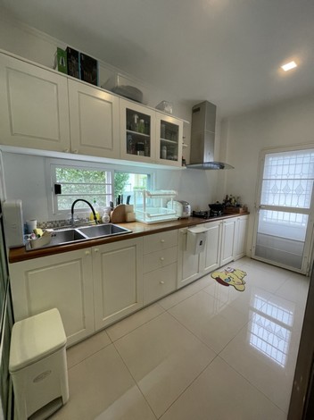 ขายบ้านเดี่ยวหมู่บ้าน Parkway Chalet รีโนเวทใหม่ ทำเลทอง  พร้อมอยู่ เขตมีนบุรี กรุงเทพ