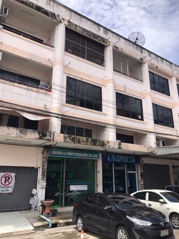 ขายอาคารพาณิชย์ 3ชั้นเหมาะเป็นสำนักงาน ประกอบธุรกิจ ที่พักอาศัย ต.ศรีราชา จ.ชลบุรี 