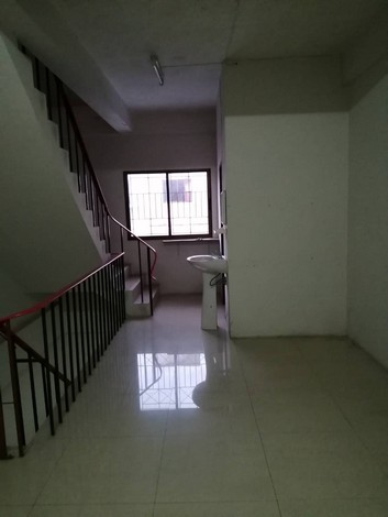 ขายอาคารพาณิชย์ 3ชั้นเหมาะเป็นสำนักงาน ประกอบธุรกิจ ที่พักอาศัย ต.ศรีราชา จ.ชลบุรี 