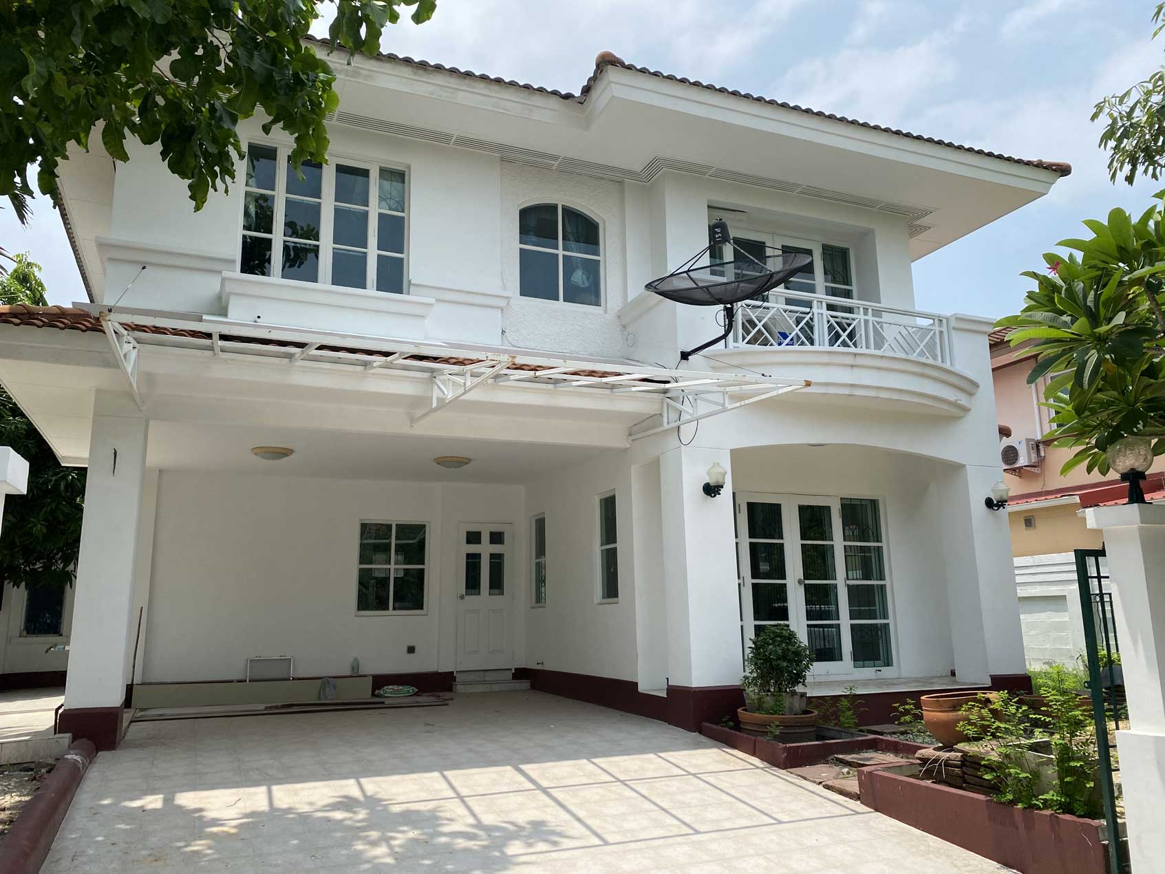 ขายบ้านเดี่ยว แลนด์ แอนด์ เฮ้าส์ มบ.มัณฑนาศรีนครินทร์ 71 ตรว. บางพลี สมุทรปราการ