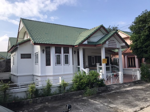 ขายบ้านเดี่ยวชั้นเดียว  บ้านสวยชลบุรี ทำเลดี