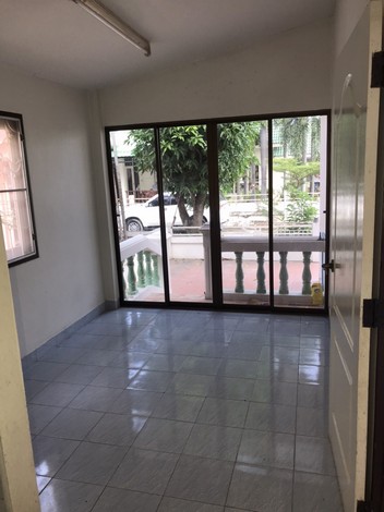 ขายบ้านเดี่ยวชั้นเดียว  บ้านสวยชลบุรี ทำเลดี