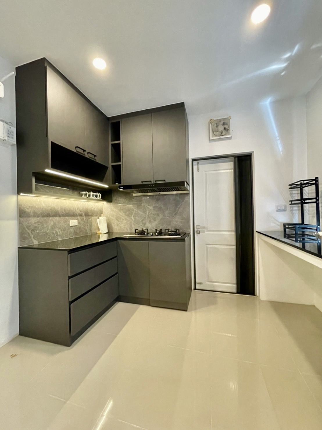 ขายบ้านเดี่ยวหัวมุม หมู่บ้านเซ็นโทร ราชพฤกษ์ 2  อำเภอบางกรวย จังหวัดนนทบุรี