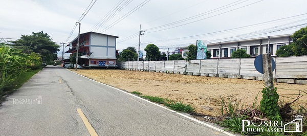 ที่สวยถมพร้อม 200 วา หน้ากว้างสวยมากๆ ใกล้ รร. กาญจนาภิเษกวิทยาลัย หลังมหิดล เงียบสงบ เเวดล้อมความเจริญ  KK5157S