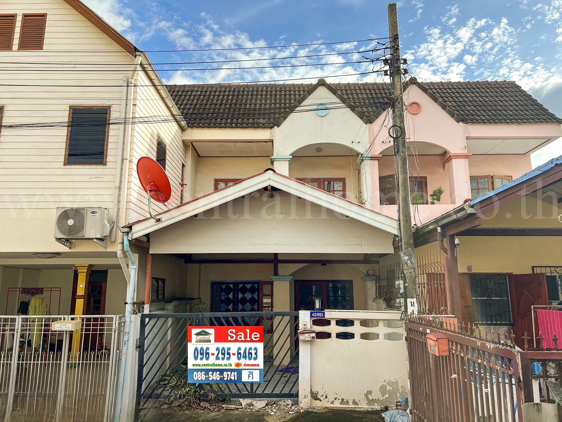 ทาวน์เฮ้าส์ 2 ชั้น หมู่บ้าน ปากเกร็ด วิลเล็จ ติวานนท์ รีโนเวท พร้อมอยู่