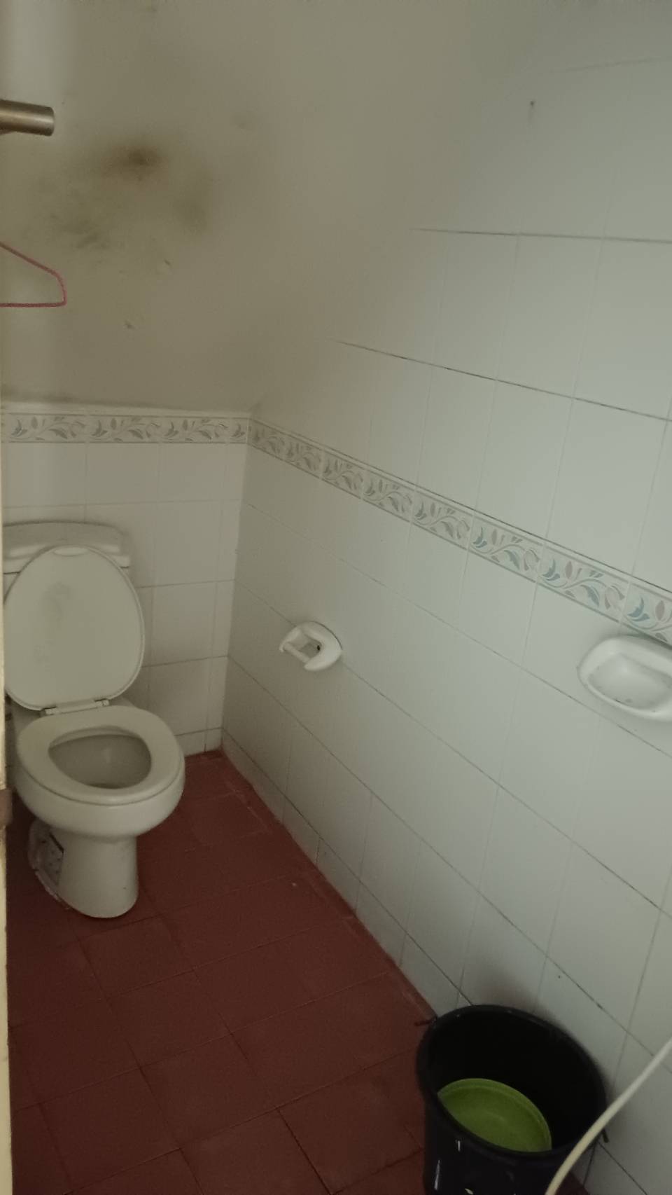 ขายอาคารพาณิชย์ 3.5 ชั้น หมู่บ้านกลอรี่เฮ้าส์ ใกล้ตลาดไท ซอยแมนอัตตั้น 