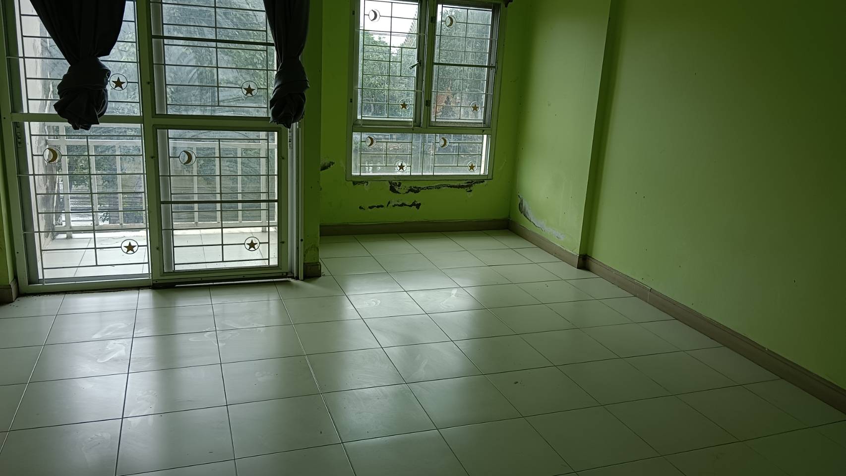 ขายอาคารพาณิชย์ 3.5 ชั้น หมู่บ้านกลอรี่เฮ้าส์ ใกล้ตลาดไท ซอยแมนอัตตั้น 