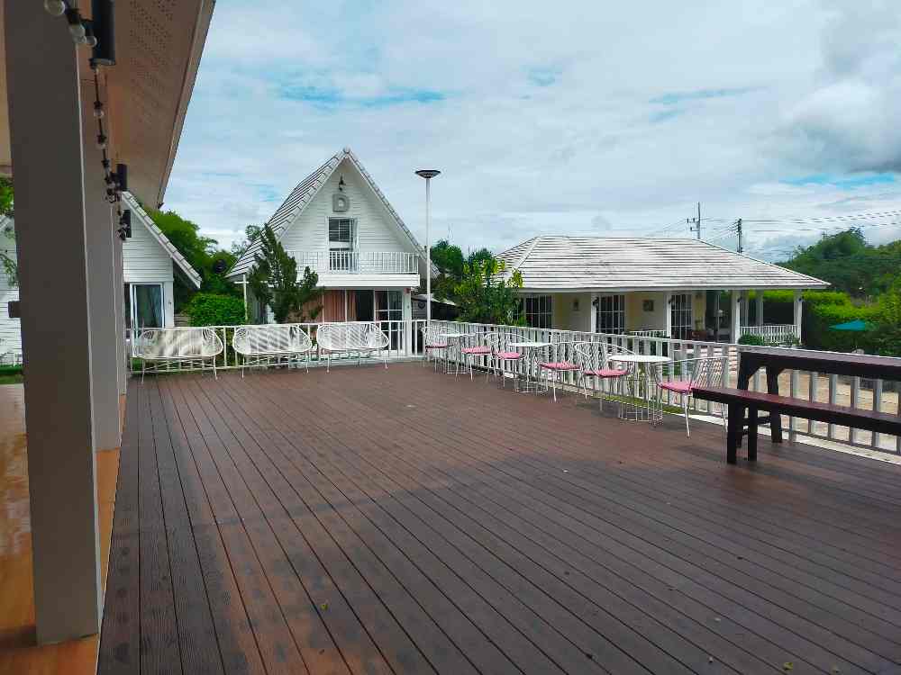 ขายรีสอร์ทพร้อมดำเนินกิจการ อ.เชียงคาน จ.เลย (ภูฝ้ายวิลล่า)