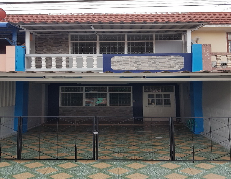 ขายหมู่บ้านบัวทองธานีถนนกาญจนาภิเษกตกแต่งใหม่ ทั้งหลัง